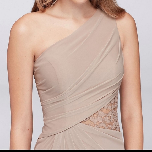 Black one shoulder mesh dress - Picture 4 of 7